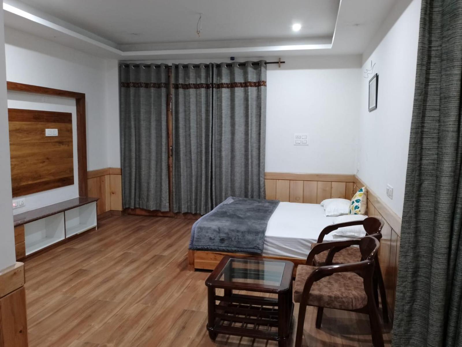 Mathan View Homestay - 3Min Drive To Kullu-Manali Airport Shamshi Exterior photo